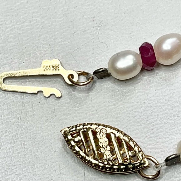14K Pearl Ruby Necklace Single Strand 18” - Picture 4 of 6